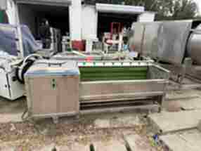 出售二手304不锈钢毛辊清洗机1.5米食品生产线