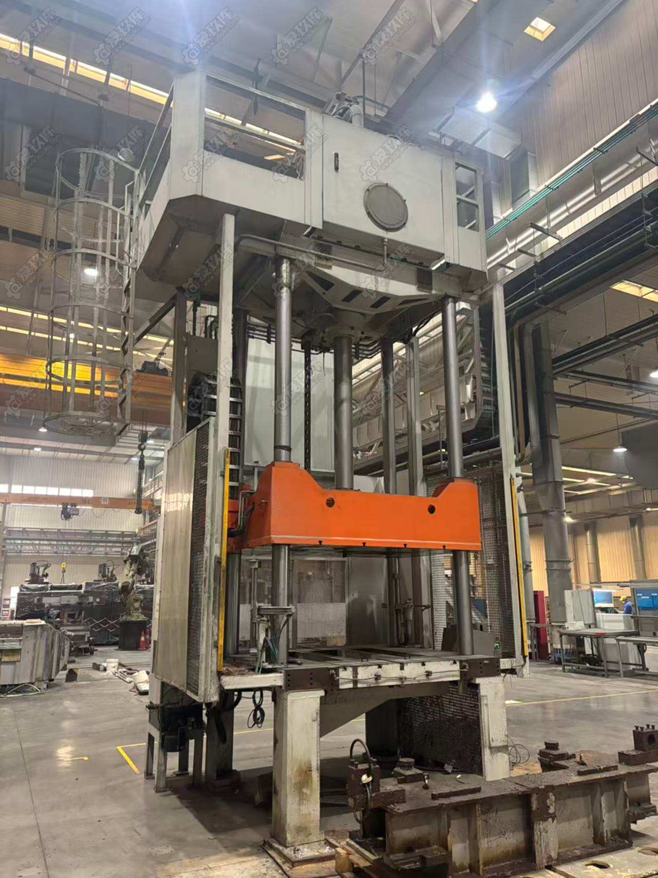 二手闭式双点压力机