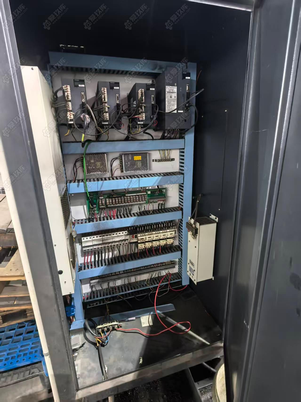 二手立式加工中心