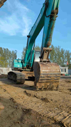 出售二手神钢210挖掘机