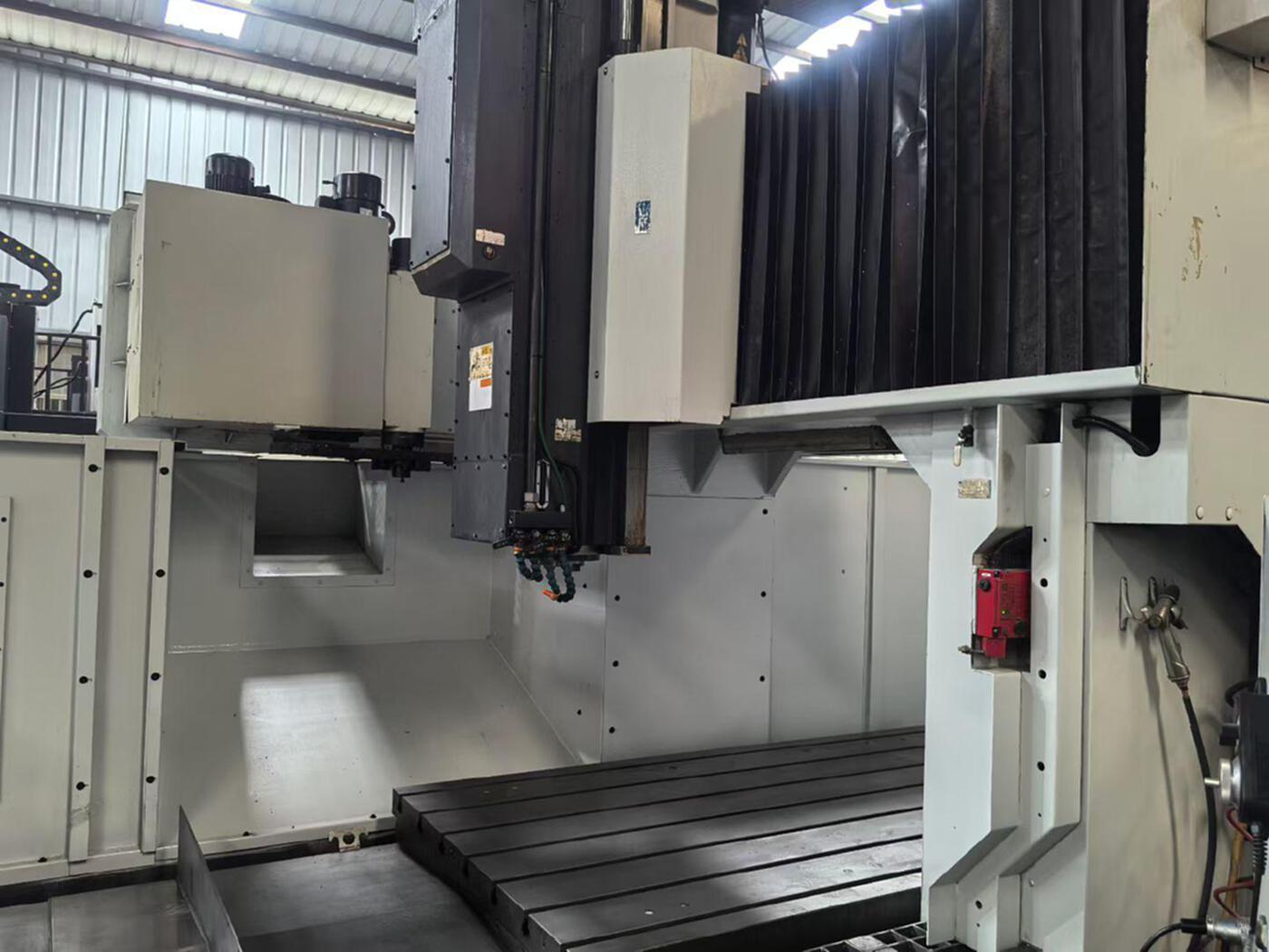 二手龙门加工中心