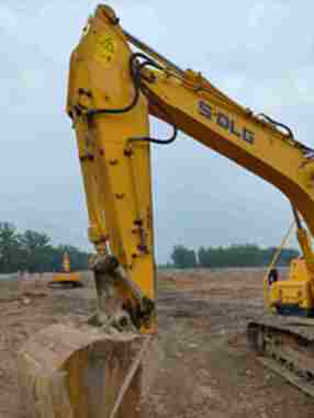 出售二手临一重工6150挖掘机