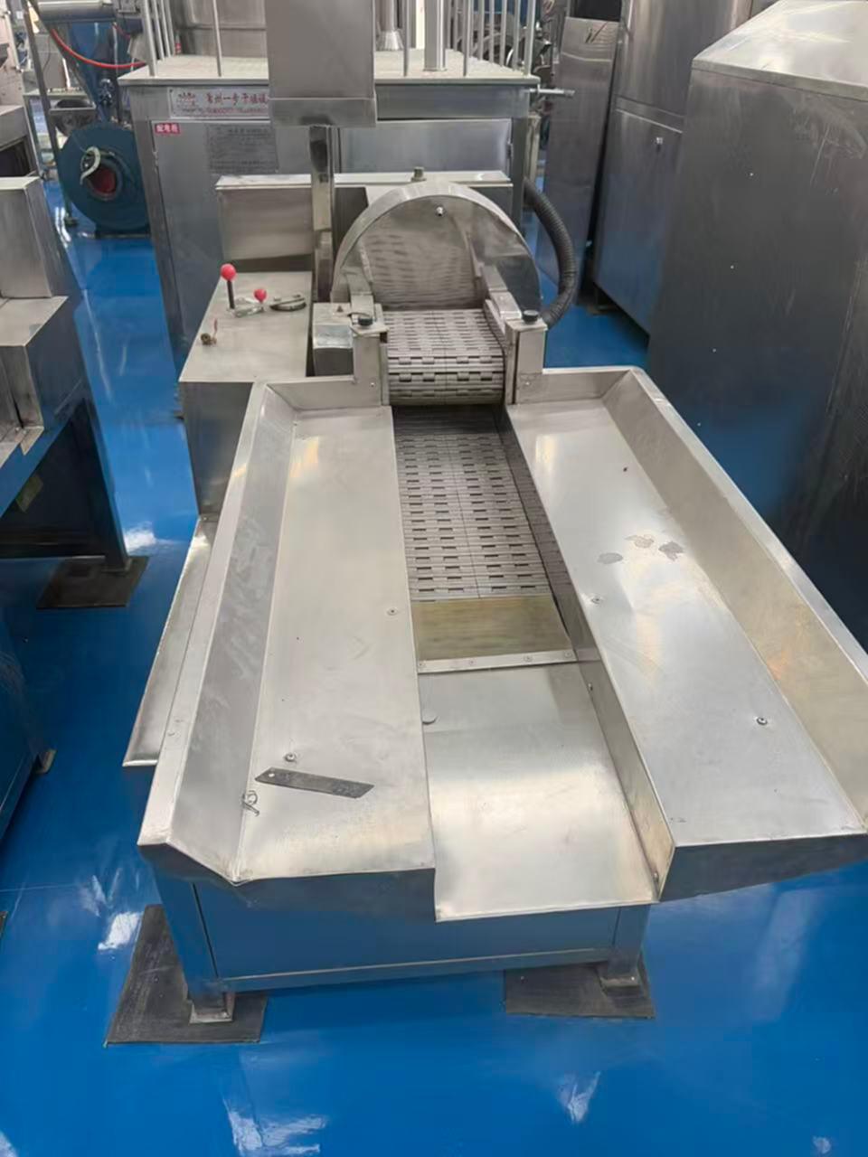 南京鑫旺制药机械设备厂ZQY100/200型转盘式切药机 ​ 自动化设备