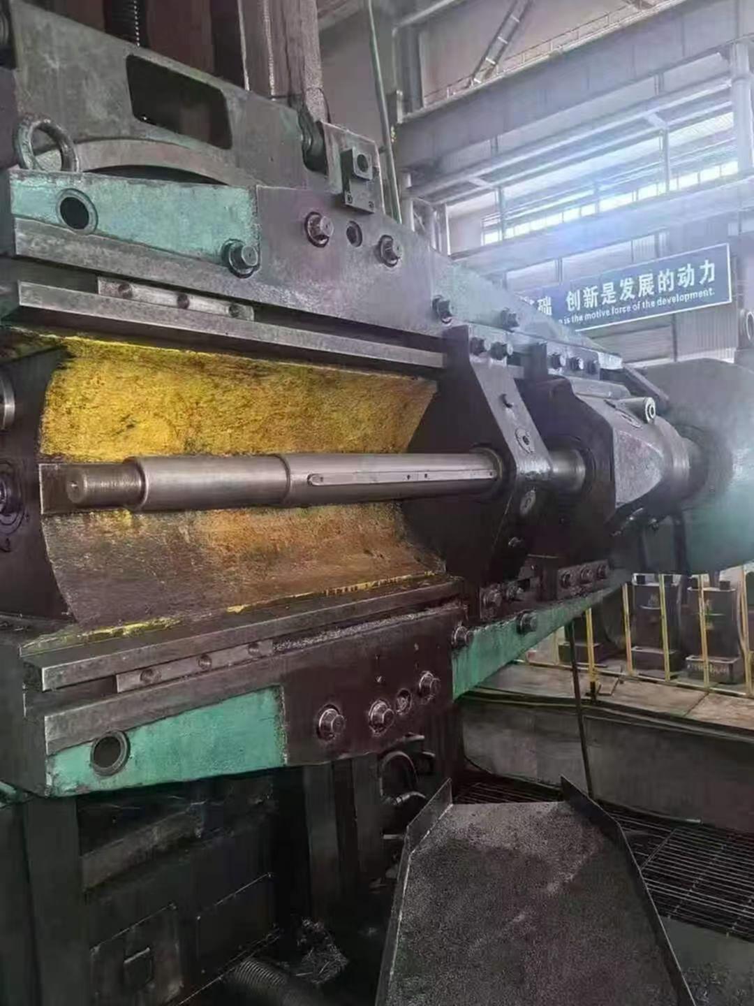 武重8米滚齿机