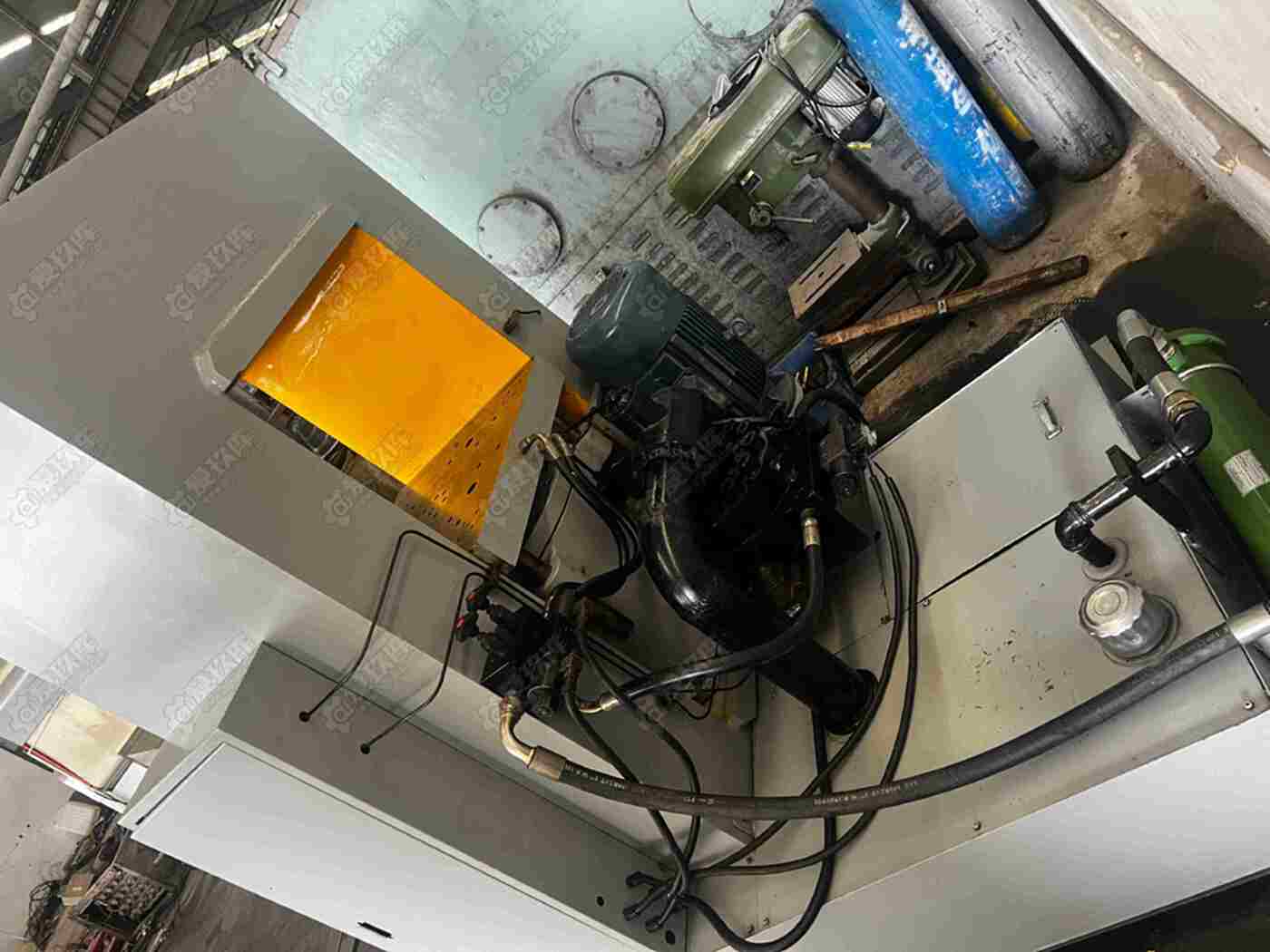 进力500框架压力机