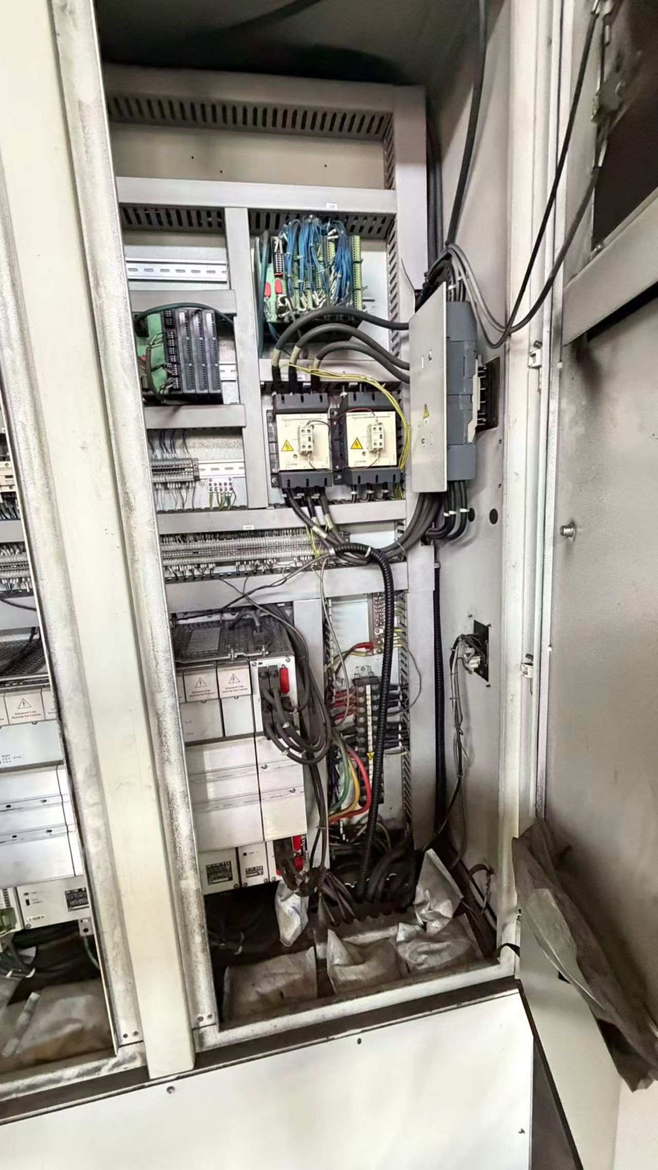 海天5028龙门加工中心