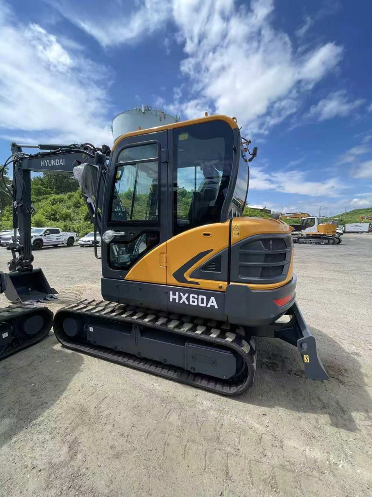 现代HX60 挖掘机