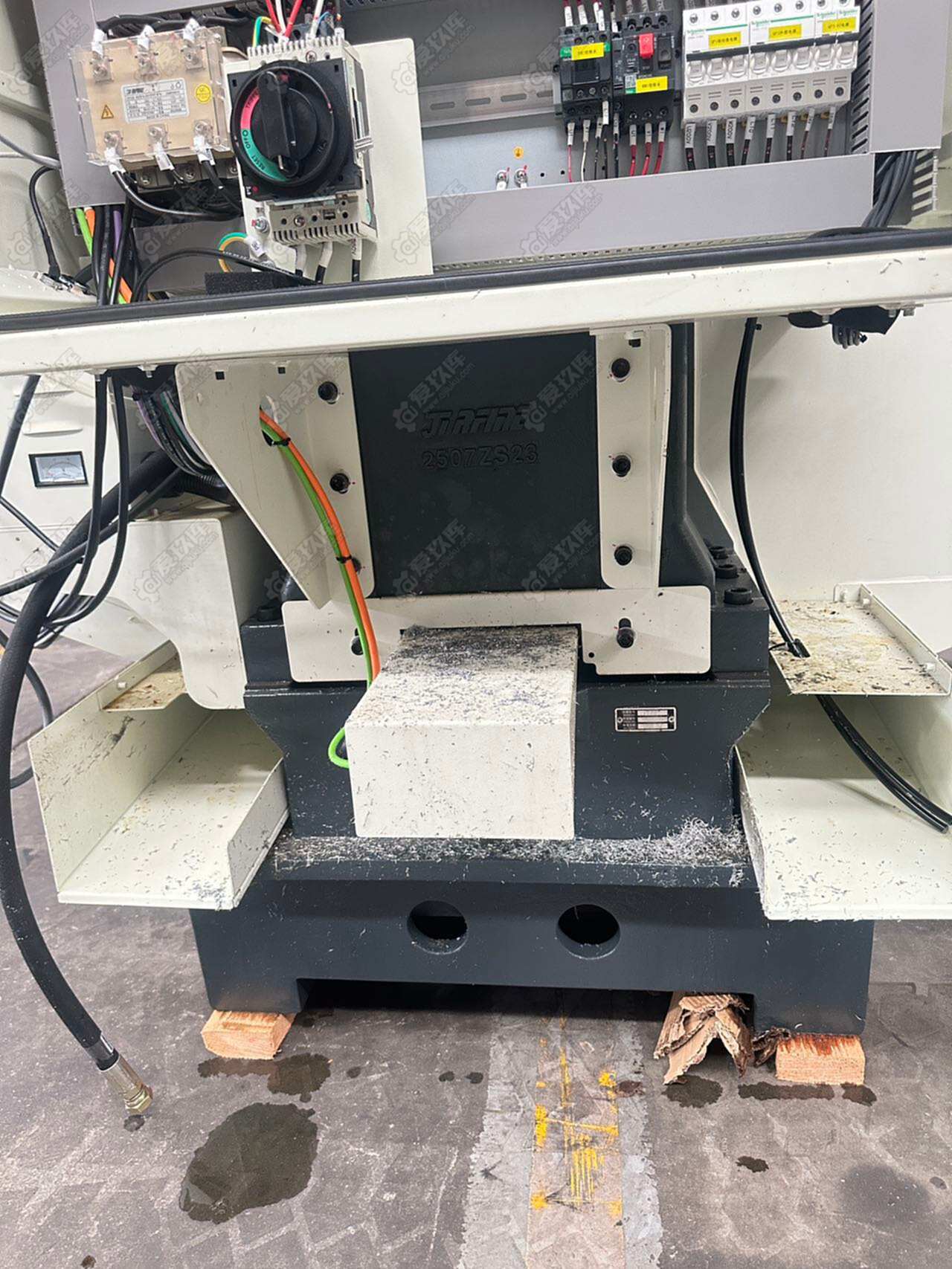 乔峰T700C 钻工中心