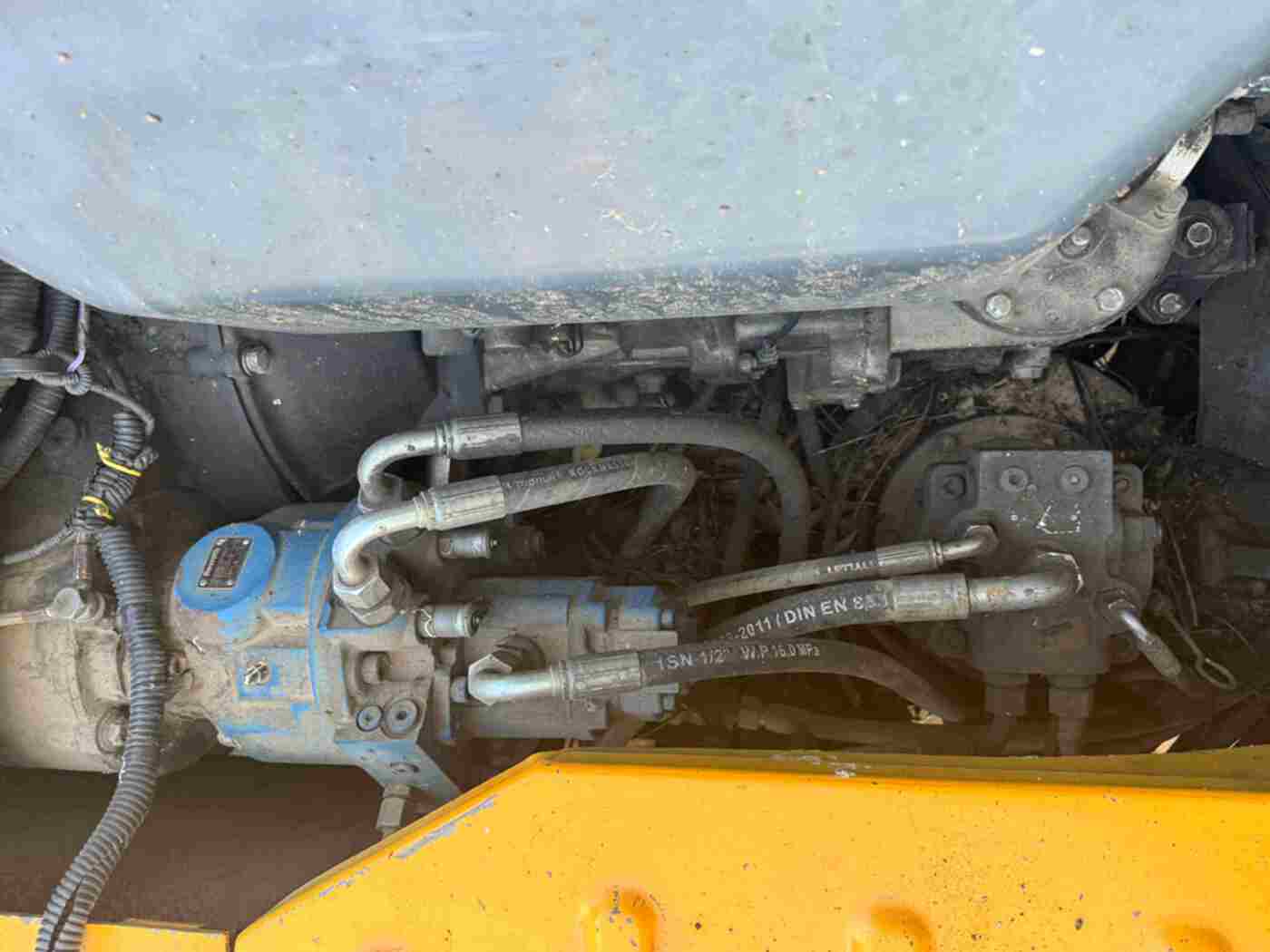 新源75 挖掘机
