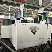 龙门加工中心