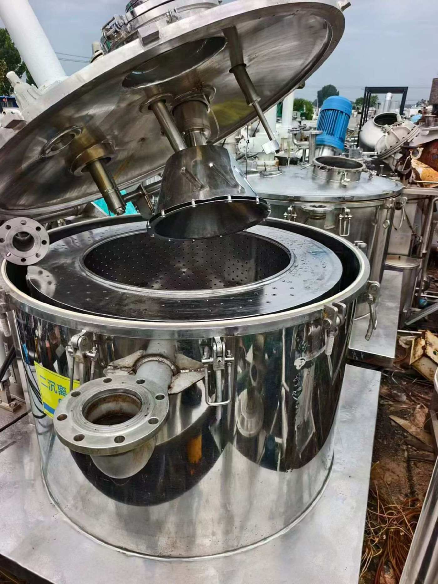 重庆江北机械1250平板拉袋刮刀下卸料离心机 离心机