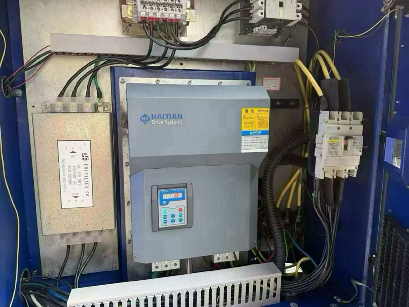 海天MA3800IIS/2250 注塑机
