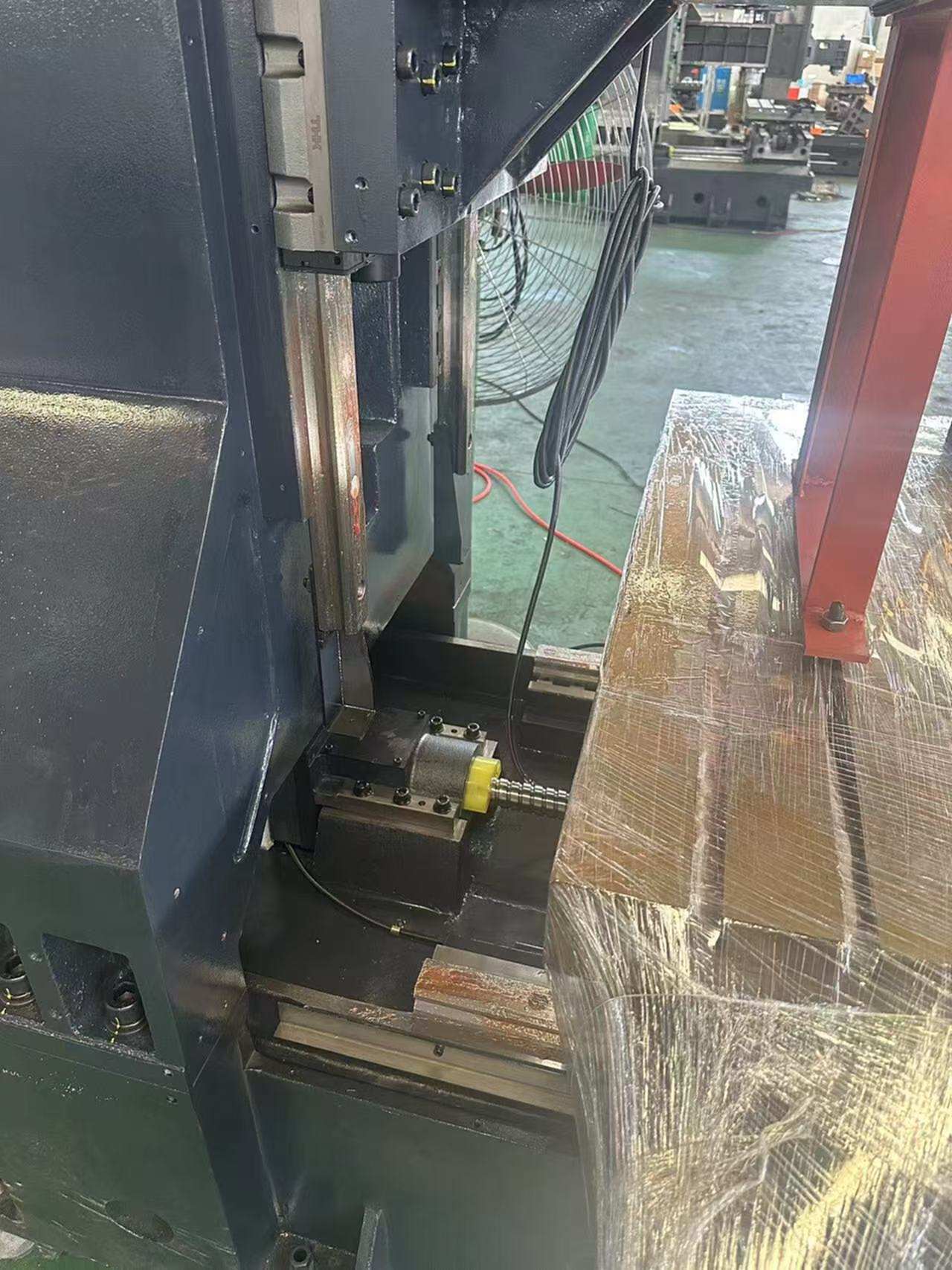 枣庄极点数控机械855立式加工中心
