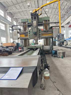 武汉重型 1.6×5米 龙门铣床