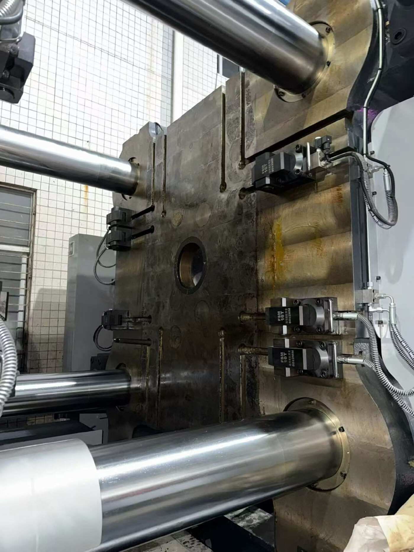 力劲FA1200注塑机