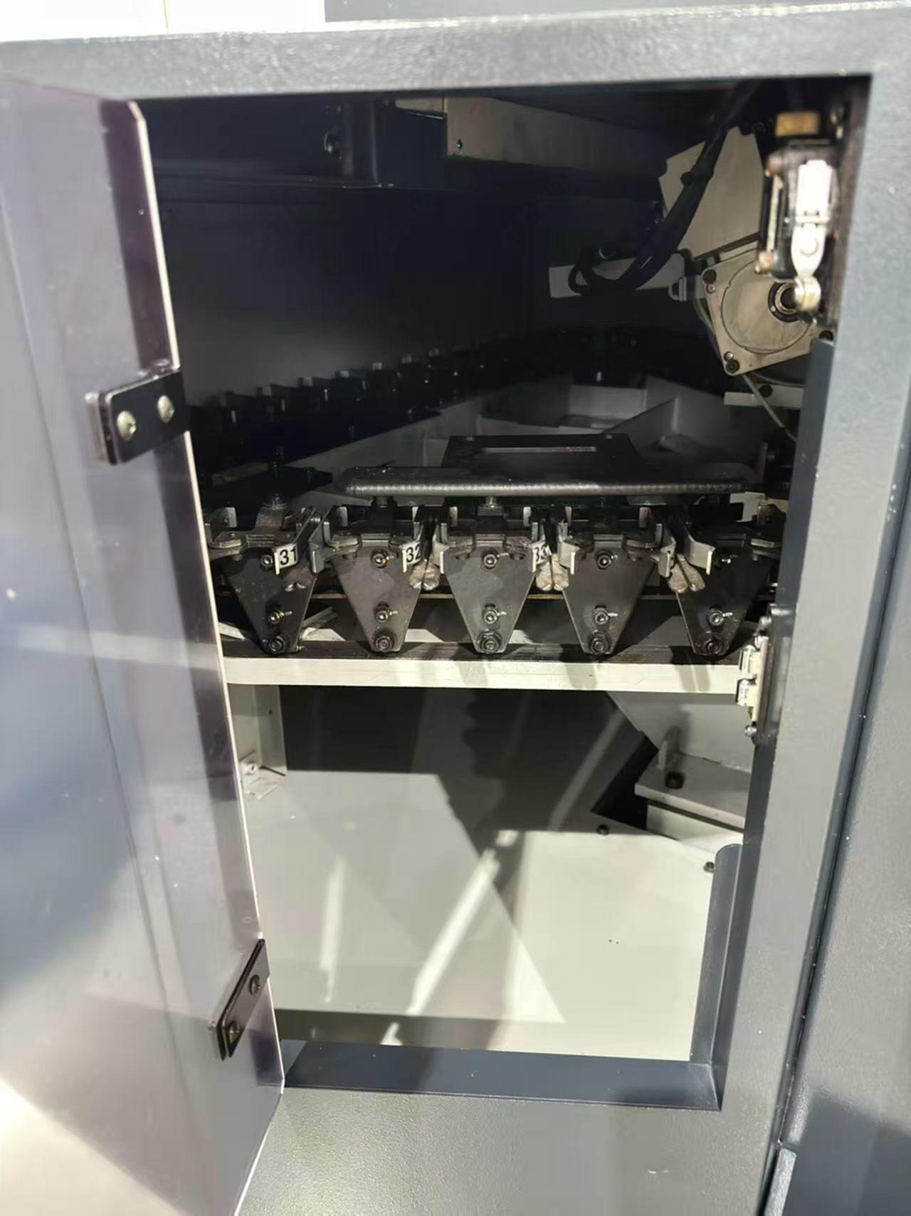 牧野v33iPro5立式加工中心