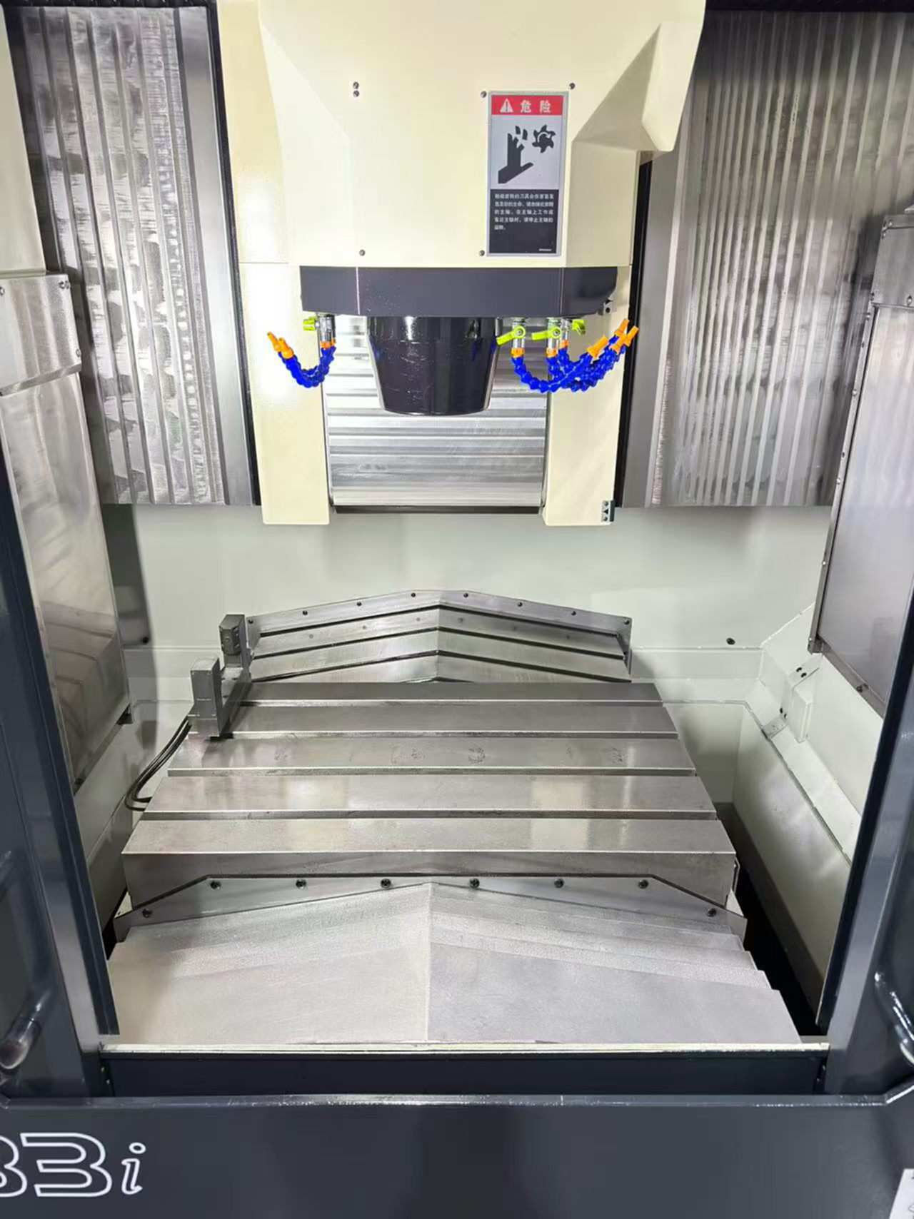 牧野v33iPro5立式加工中心