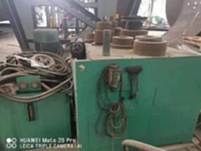 出售32x2米液压下拉式卷板机，已改全新电器遥控操作。
