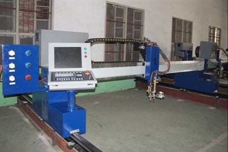 二手数控切割机床轨道安装要求及控制技巧