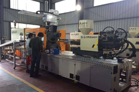 【二手注塑机】注塑机上模方法