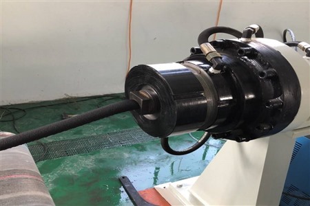 二手橡胶挤出机机头安装方法