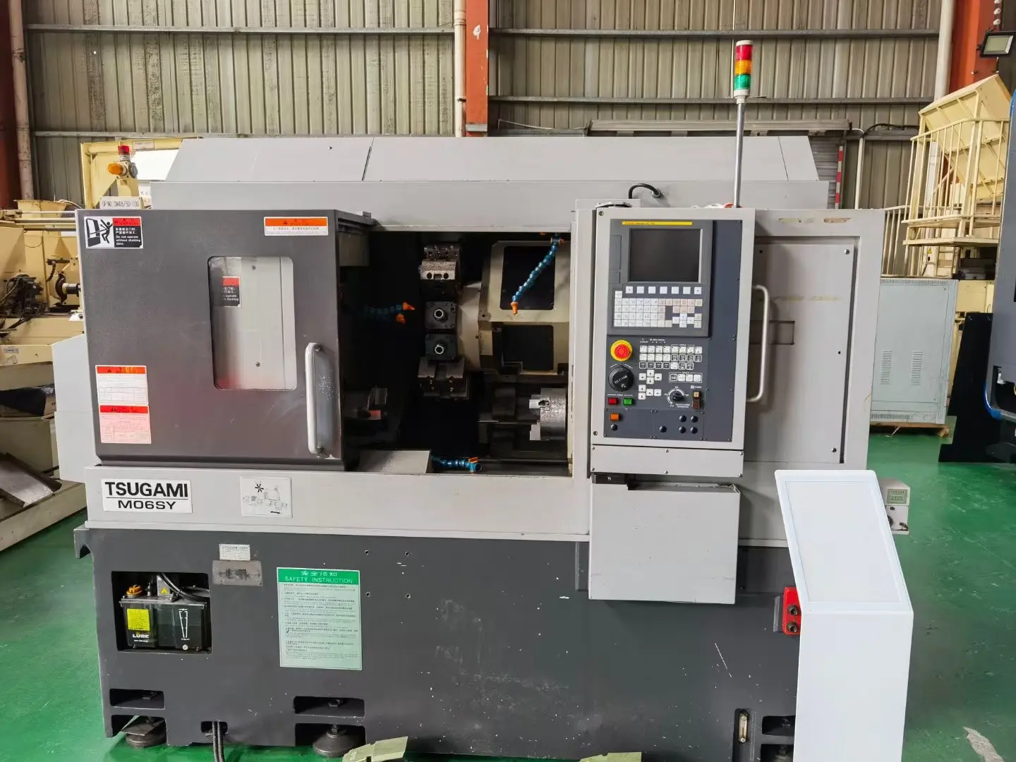 精密车铣复合二手机床工作注意事项有哪些呢？