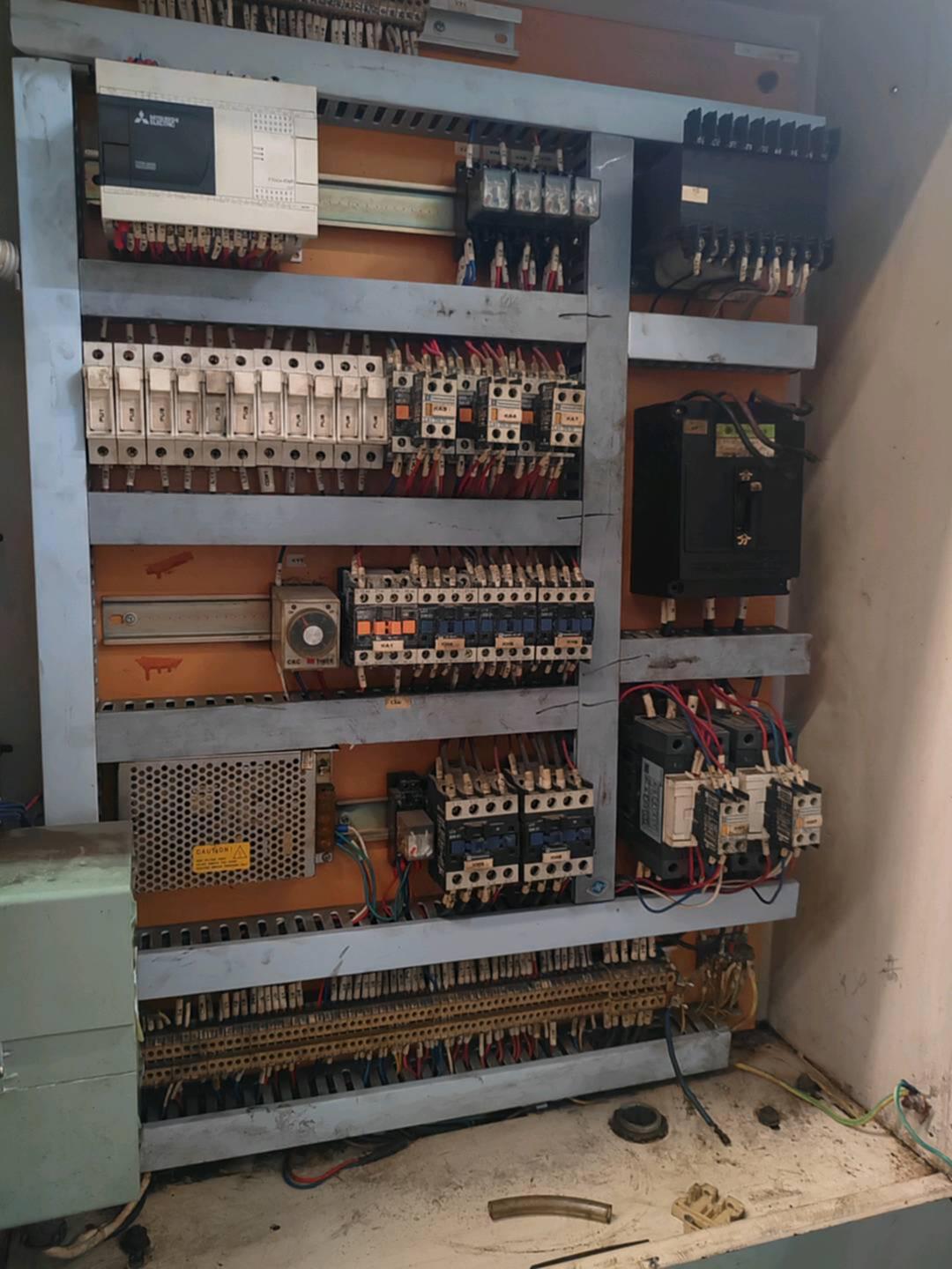 广锻JH21-2000液压机