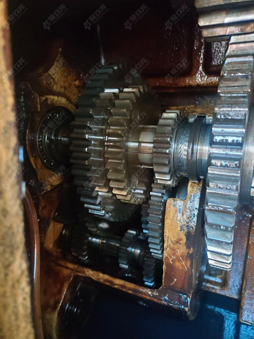 晶菱X6142万能铣