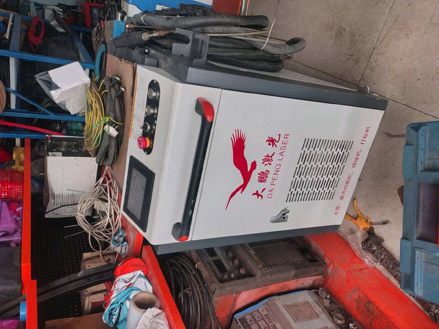 大鹏激光1500W水冷手持式 激光设备