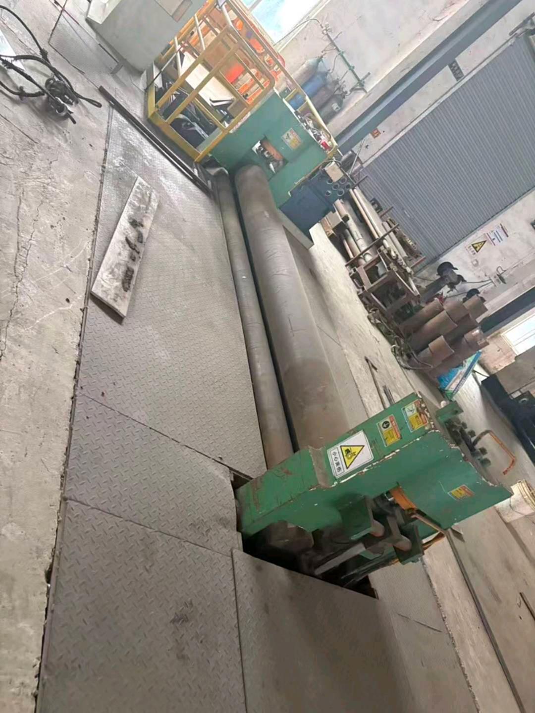 江苏宏威重工W11S-12x3200卷板机