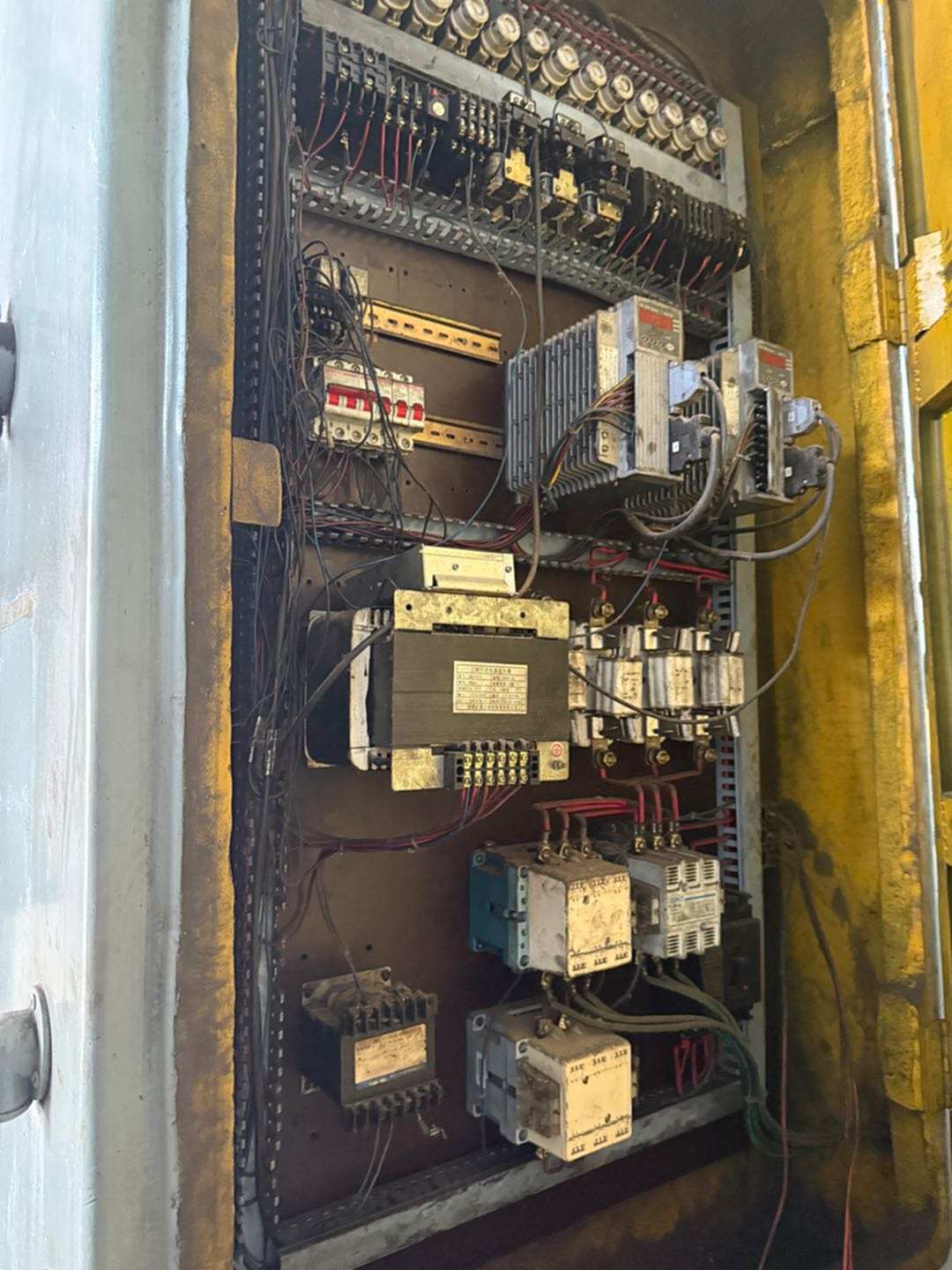齐齐哈尔第一机床厂C5112A/T立车