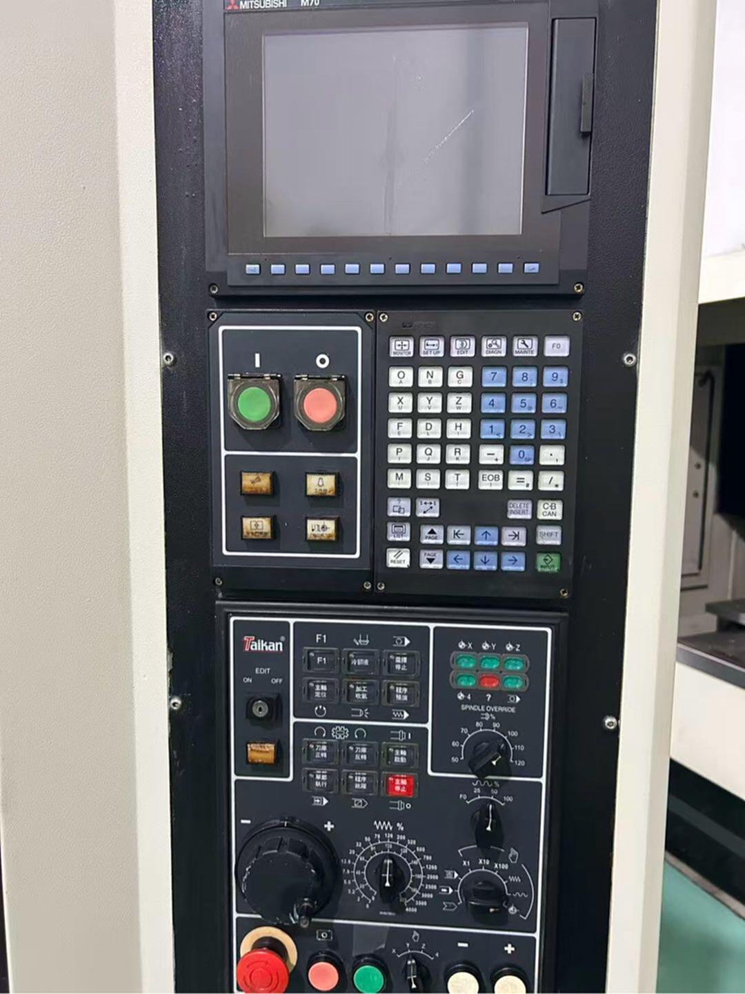 台群精机T-500立式加工中心