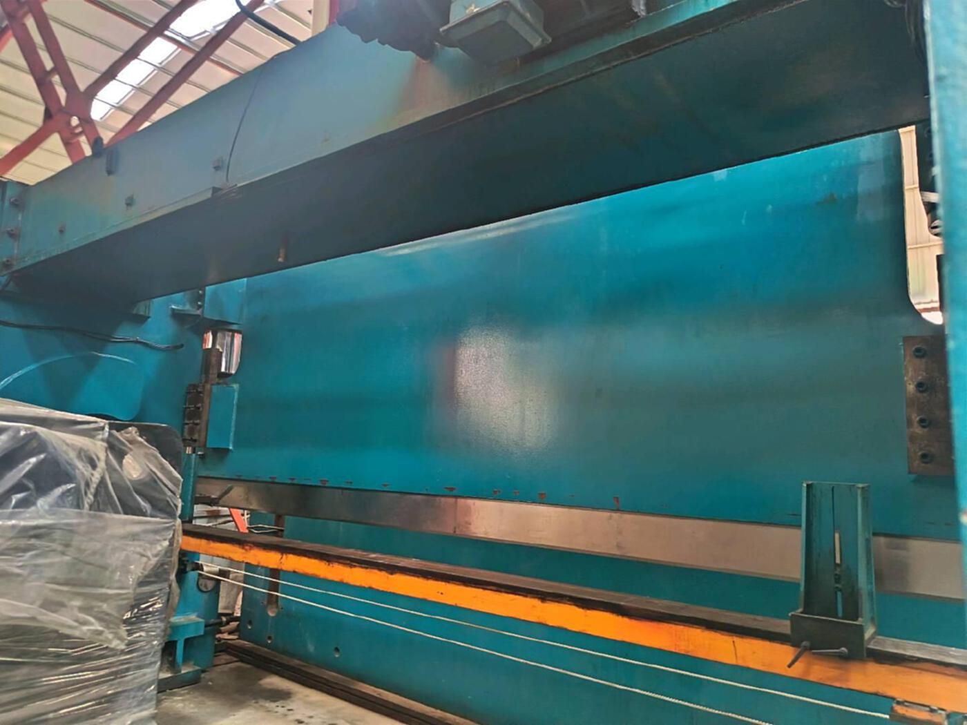 中亚机床500T/6m & 1000T/12m折弯机