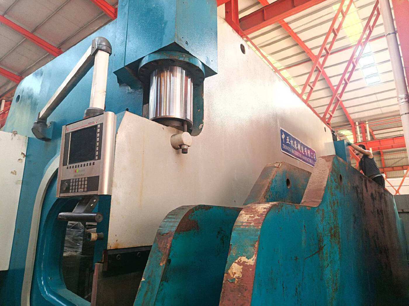 中亚机床500T/6m & 1000T/12m折弯机