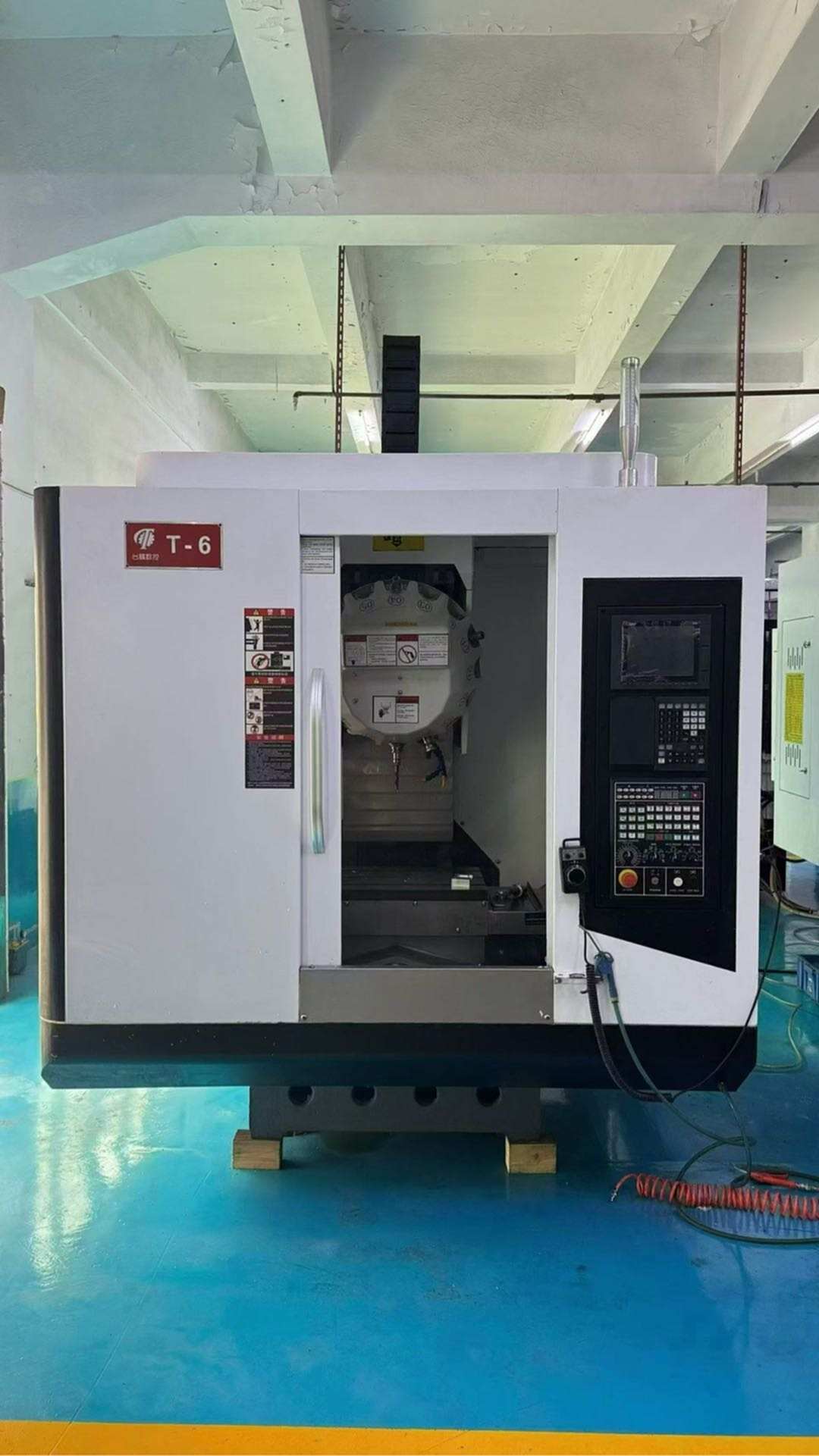 台精T-6立式加工中心