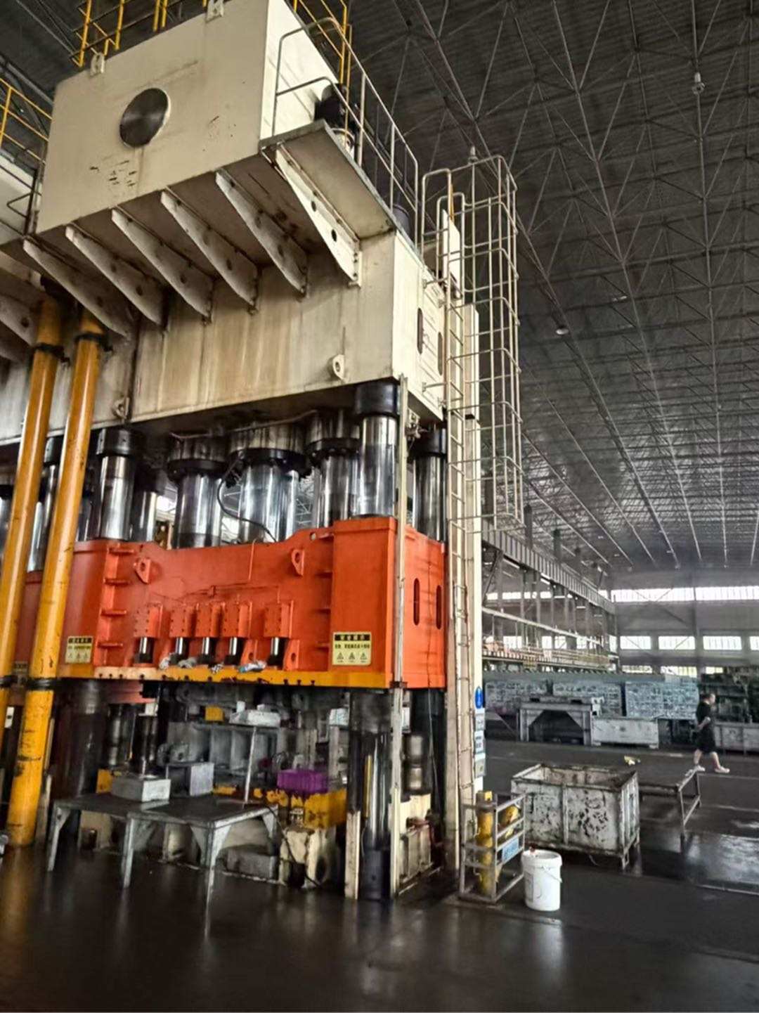 扬力YL27Q-2500液压机