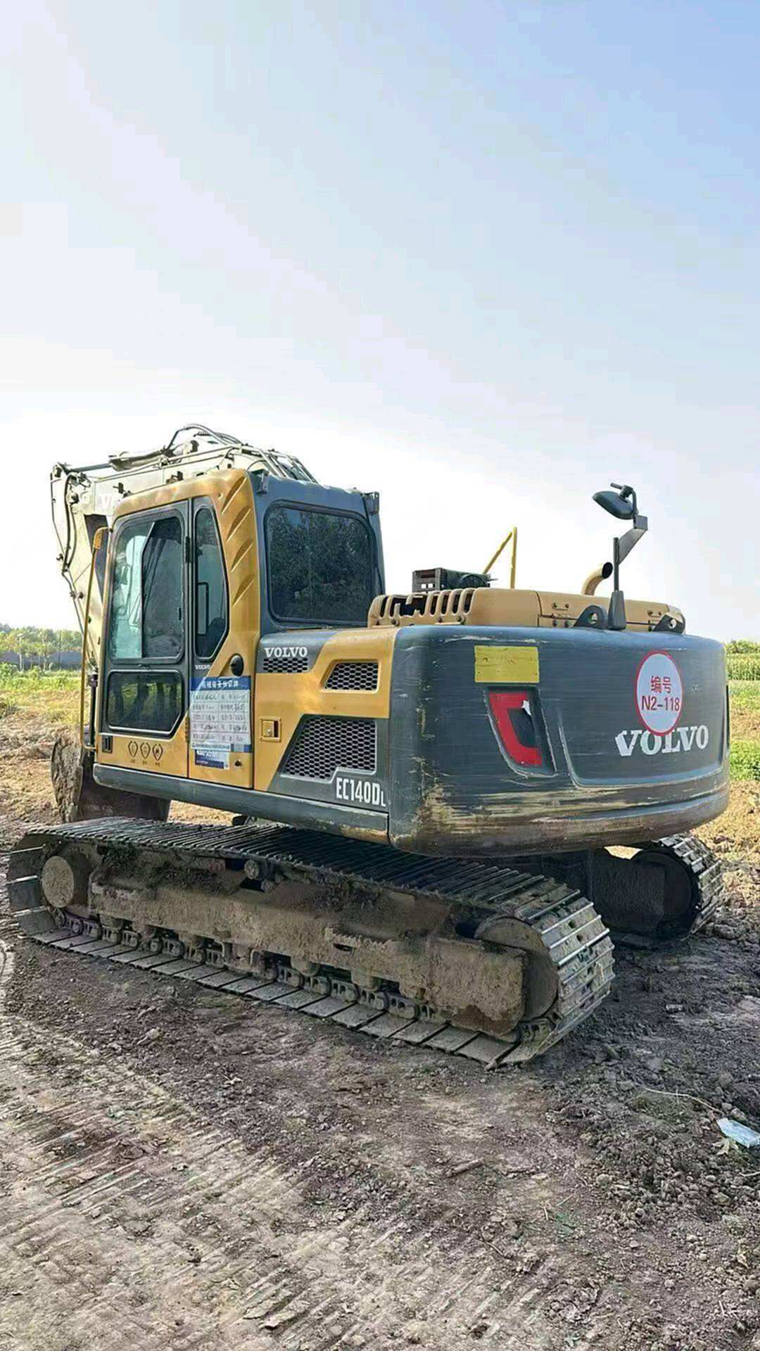 沃尔沃EC140DL挖掘机